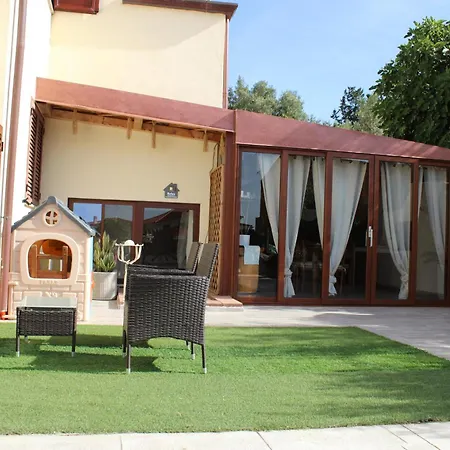 Holiday home Casa Tanaunella