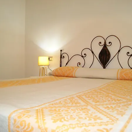 Holiday home Casa Tanaunella