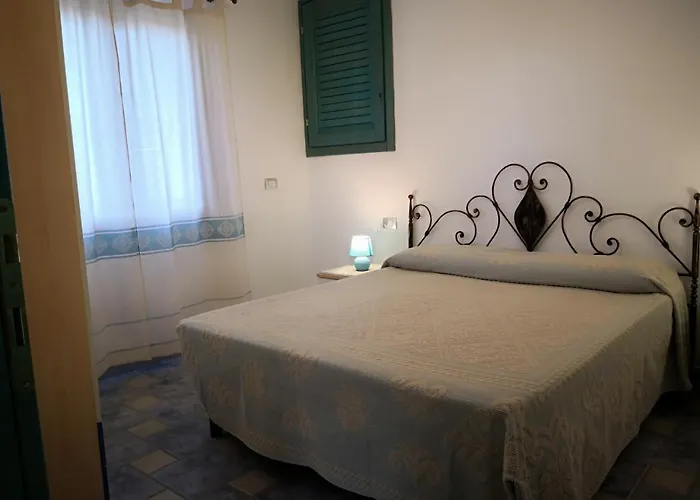 度假居 Casa Tanaunella 布多尼